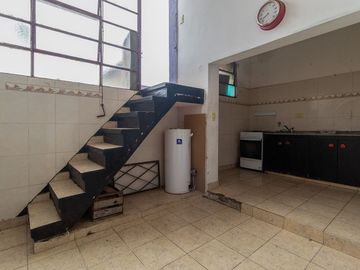 Ph 4 ambientes c/terraza s/expensas V. Gral Mitre