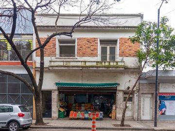 Ph 4 ambientes c/terraza s/expensas V. Gral Mitre