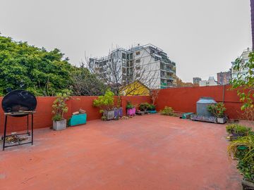 Ph 4 ambientes c/terraza s/expensas V. Gral Mitre