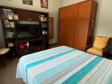 VENTA CASA Y 2 DEPTOS CON PILETA APTO CREDITO