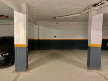VENTA COCHERA CUBIERTA EN PB A ESTRENAR