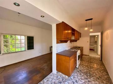 Casa en venta. Fisherton R. Parque y pileta.