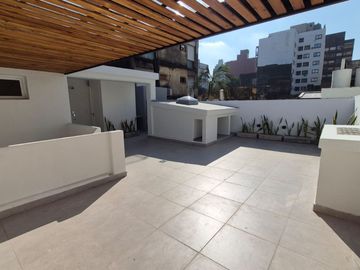 CASA DE PASILLO EN VENTA 2 DORMITORIOS
