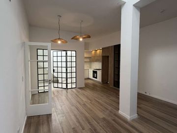 CASA DE PASILLO EN VENTA 2 DORMITORIOS