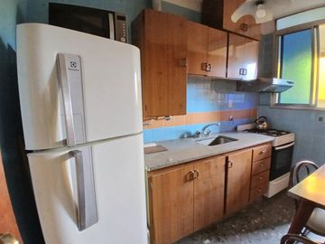 DEPTO 2 AMB.GRANDES ALQUILER- BARRACAS -C/VESTIDOR