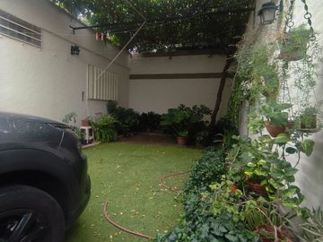CASA ESQUINA,FRENTE A YPF DE CALLE ALBERDI, GLLÉN
