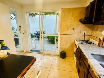 VENTA CASA 6 AMB FLORES C/DEP SERV- PATIO-TERRAZA