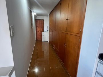 VENTA 3 CASAS +PISCINA+ SALON COMERCIAL+PARQUE