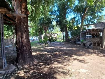 VENTA 3 CASAS +PISCINA+ SALON COMERCIAL+PARQUE