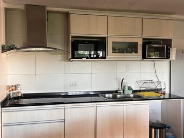 VENTA 3 CASAS +PISCINA+ SALON COMERCIAL+PARQUE