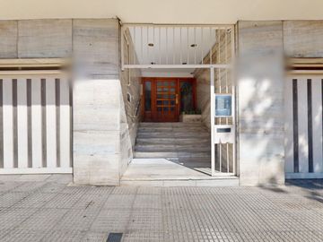 ALQUILER DEPTO 2 AMB.FLORES APTO PROF.Renovado!