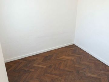 SE VENDE DEPARTAMENTO 2 DORMITORIOS B° CENTRO