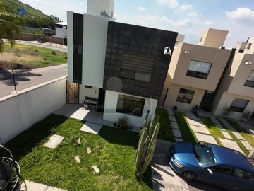 Casa en condominio en renta en Sonterra, Querétaro, Querétaro