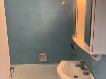 VEMTA DOS AMBIENTES CON BALCON Y LAVADERO .( VENTA CON RENTA)