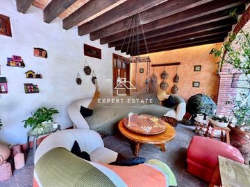 Casa venta o renta OLIVAR DE LOS PADRES - Espectacular con precioso jardín
