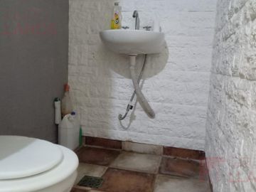 Local en Venta en Centro De Lujan, ubicación privilegiada