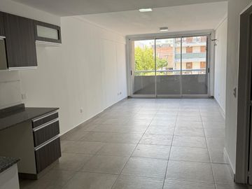 mono ambiente super amplio    - 52m2 - balcón - aire acondicionado - paclard -  amenities