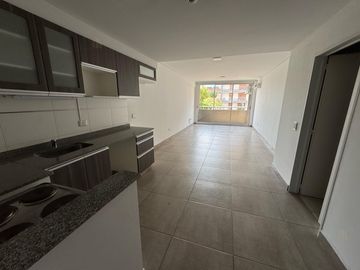 mono ambiente super amplio    - 52m2 - balcón - aire acondicionado - paclard -  amenities