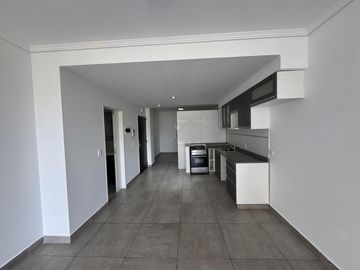 mono ambiente super amplio    - 52m2 - balcón - aire acondicionado - paclard -  amenities