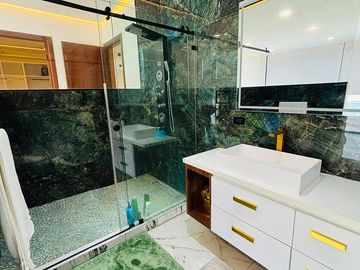 Se vende casa de 5 recámaras en Real del Mar, Tijuana