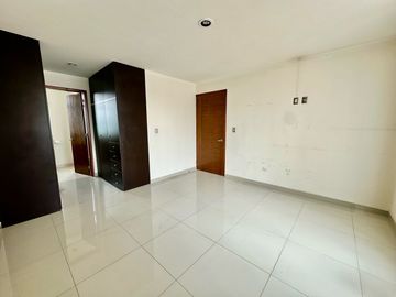 CASA EN VENTA EN SAN MATEO ATENCO,  EN PRIVADA CON SALIDA RÁPIDA A CD.MX