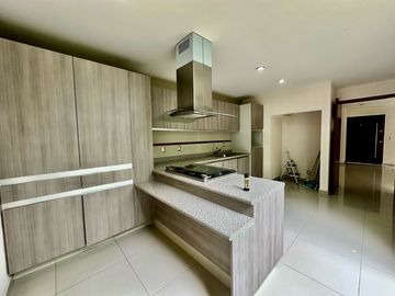 CASA EN VENTA EN SAN MATEO ATENCO,  EN PRIVADA CON SALIDA RÁPIDA A CD.MX