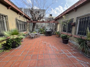 Casa en venta para remodelar Col. VISTA HERMOSA, Monterrey