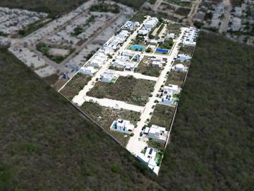 Casa en venta en privada Zentura en Cholul Yucatan
