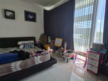 Pakuwon Indah Lisbon dekat Pakuwon Mall
