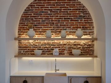 VENTA RICCHIERI 1400, CASA 3 DORMIT + comodin, 3 baños, cochera, patio y piscina.