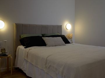 VENTA RICCHIERI 1400, CASA 3 DORMIT + comodin, 3 baños, cochera, patio y piscina.