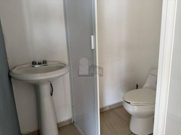 Local comercial en renta en Milenio 3a. Sección, Querétaro, Querétaro