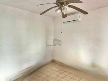 Casa sola en venta en Chapultepec, San Nicolás de los Garza, Nuevo León