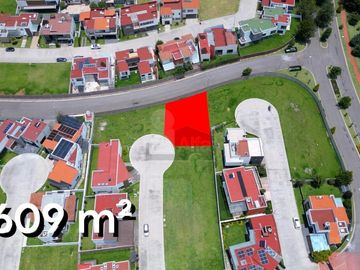 Terreno en Venta en Hacienda San Antonio Metepec | 609 m² en Privada Residencial