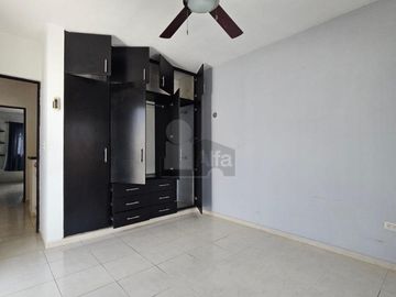 Casa en venta en cerrada Santa Fe, Mérida, Yucatán.