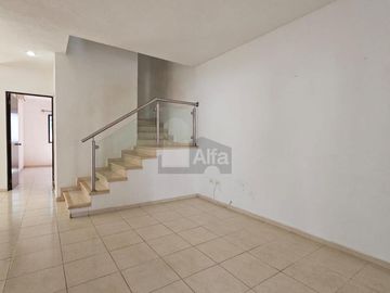 Casa en venta en cerrada Santa Fe, Mérida, Yucatán.