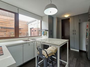Casa moderna en excelente estado en Condominio de Piedra Roja