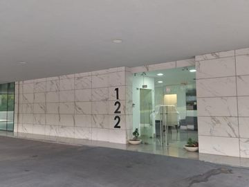 Oficina RENTA en Torre Legacy , colonia La Diana
