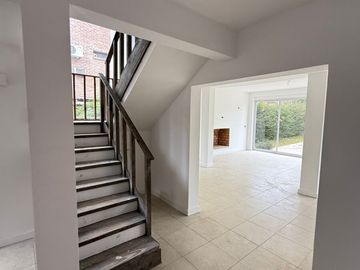 ALQUILER CASA - BARRIO PRIVADO EL PORTILLO - A ESTRENAR