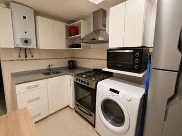 VENTA DEPARTAMENTO 2 AMBIENTES - BALCON AL FRENTE  PISO ALTO, VILLA PUEYRREDON