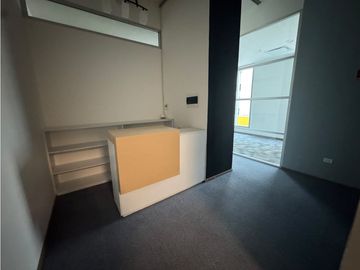 Oficina 202 de 67 m2 en venta/renta en Centralia, Cancún