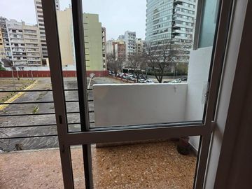 Departamento en Alquiler de 1 ambiente con balcón en Las Cañitas, Palermo
