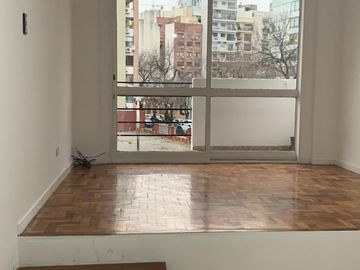 Departamento en Alquiler de 1 ambiente con balcón en Las Cañitas, Palermo