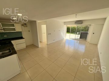 Departamento en venta PB con jardín en El Palmar, Nordelta