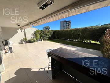 Departamento en venta PB con jardín en El Palmar, Nordelta