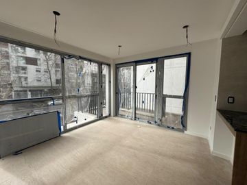 Semipiso en venta con balcón a estrenar La Perla