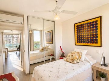 Venta Excelente Departamento 4 amb/2 cocheras/2 Bauleras,  en Puerto Escondido. Nordelta.