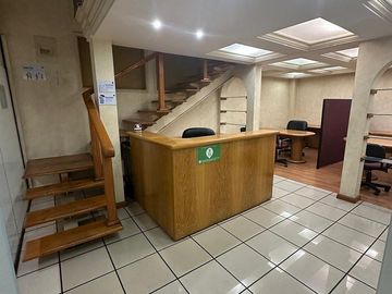 Oficina Comercial a la Venta en Cintermex, Monterrey