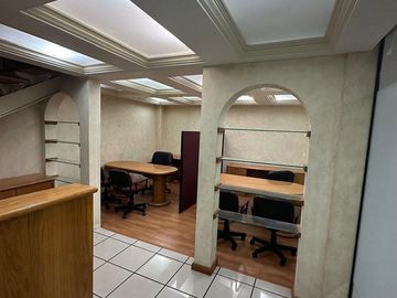 Oficina Comercial a la Venta en Cintermex, Monterrey