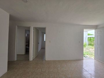 CASA EN VENTA DE UNA PLANTA EN CAUCEL MERIDA YUCATAN